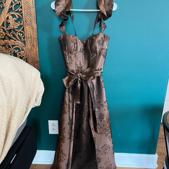 chii brown dress The Carmen Dress in Mauve Mist 0 / Mauve Mist main image 1